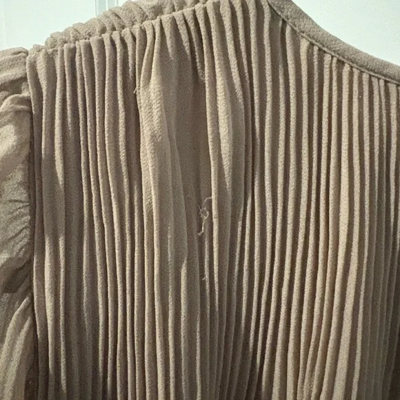 Aritzia Wilfred Pleated Dress - Picture 6 of 6